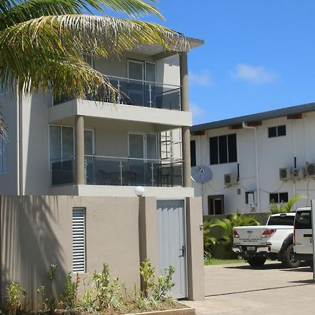 Fiji Home Apartment Hotel Suva Bagian luar foto