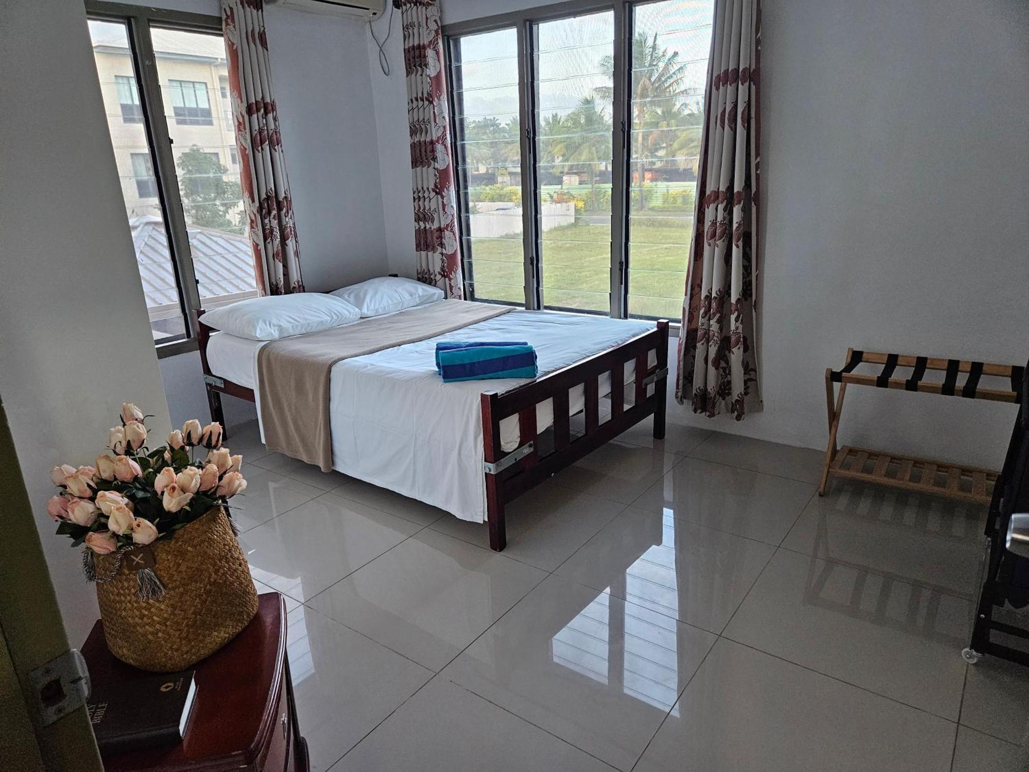 Fiji Home Apartment Hotel Suva Bagian luar foto