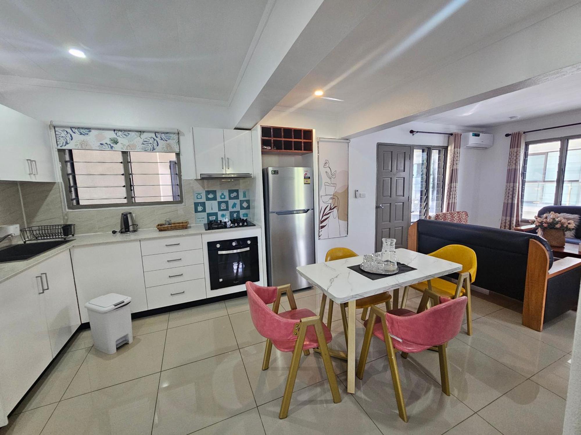 Fiji Home Apartment Hotel Suva Bagian luar foto
