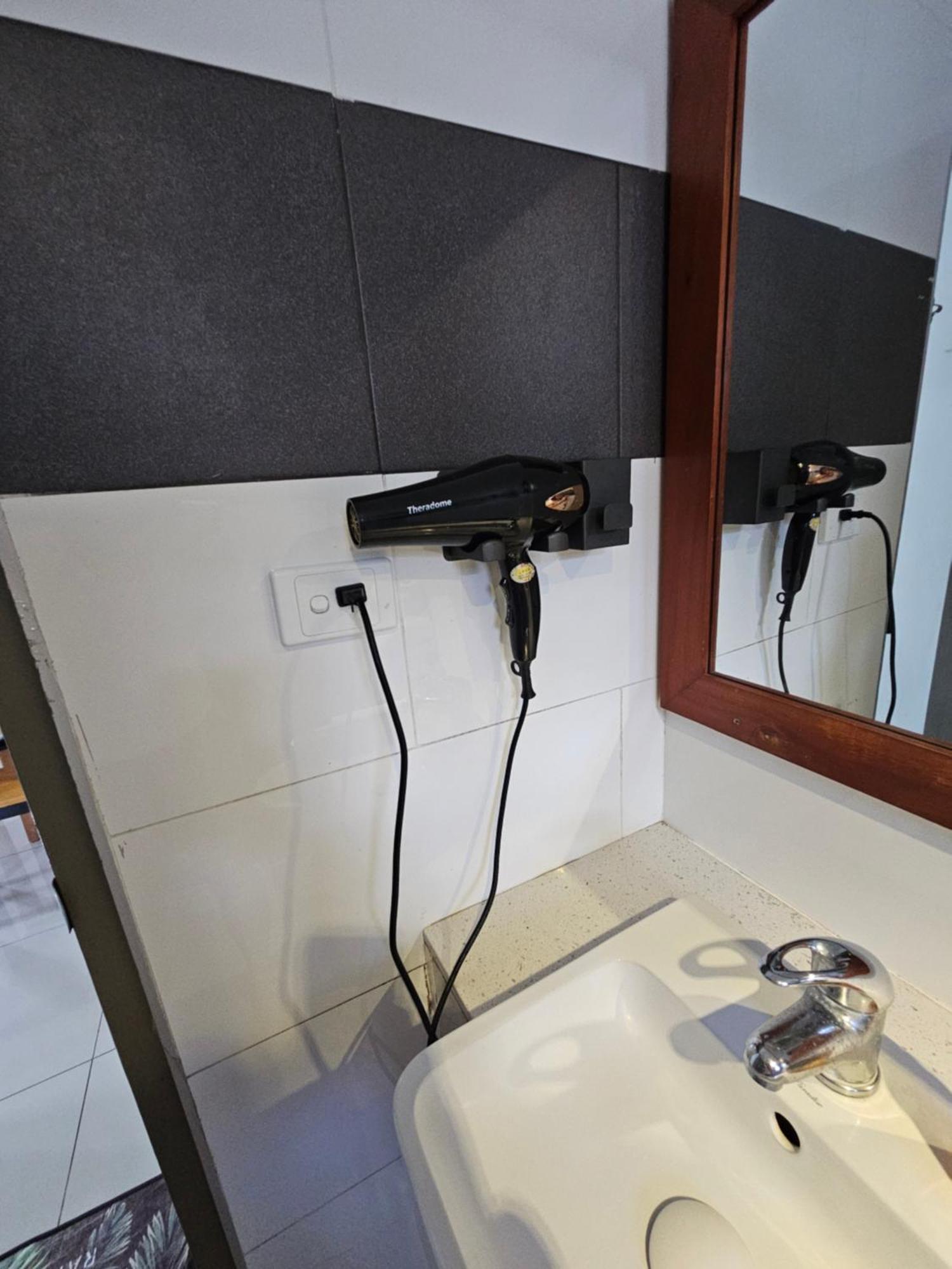 Fiji Home Apartment Hotel Suva Bagian luar foto