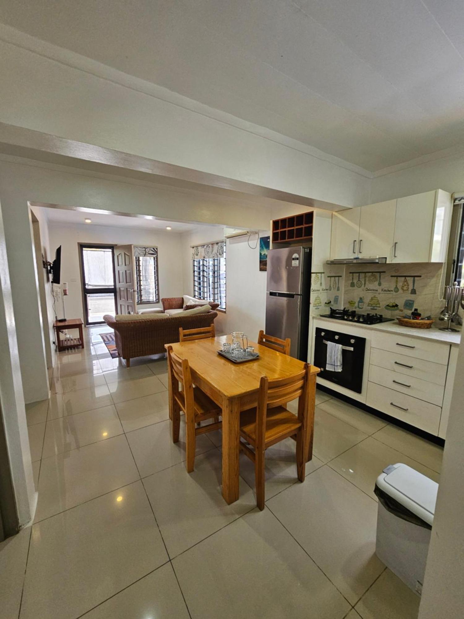 Fiji Home Apartment Hotel Suva Bagian luar foto